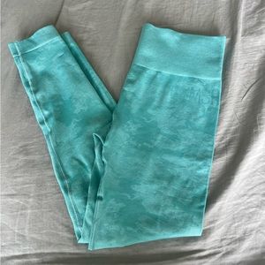 Gymshark teal camo leggings!